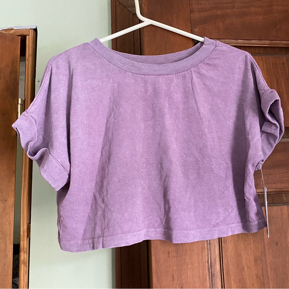 Nwt crop purple tee.